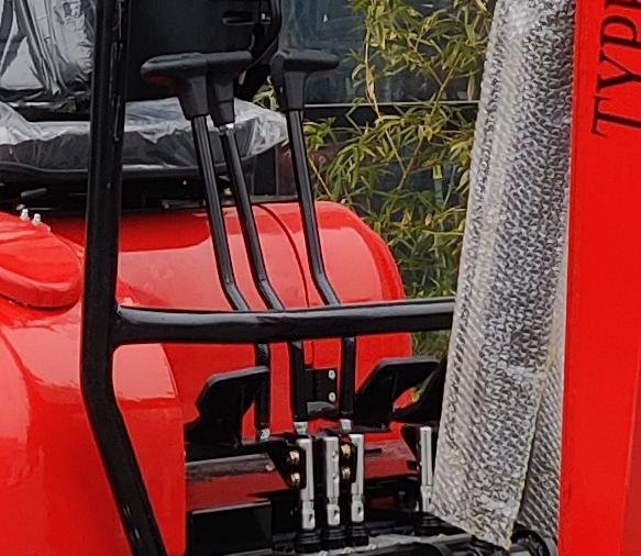 4,000 lb TYPHON TERROR XX RED Mini Excavator Kubota D902 Engine - Image 14