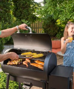 Alternative view of Broil King Crown Pellet 500