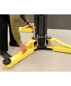 MaxJax M7K Portable Two-Post Lift - Image 4