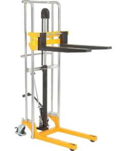 Global Industrial 988935 Manual Lift Stacker