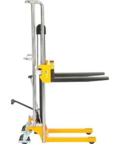 Alternative view of Global Industrial 988935 Manual Lift Stacker