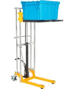 Global Industrial 988935 Manual Lift Stacker - Image 4